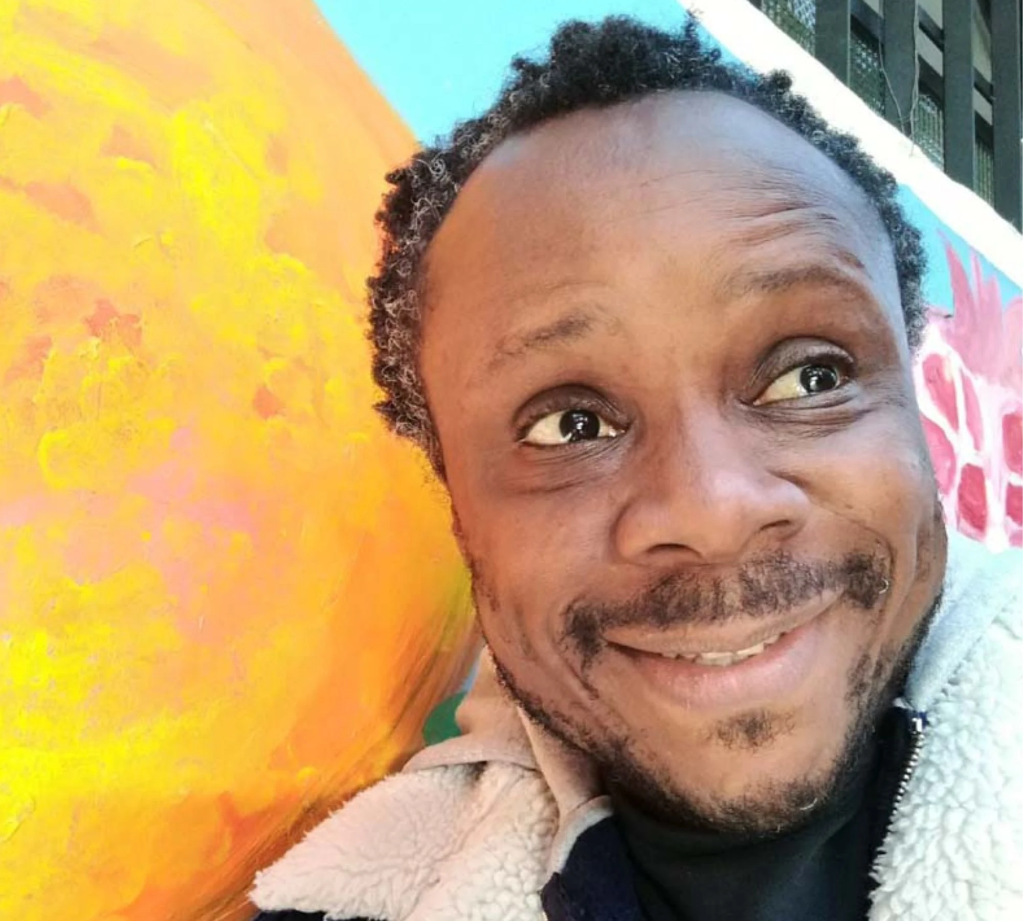 Henri Olama educatore interculturale a Bergamo — fondatore del Metodo del Cerchio Doppio